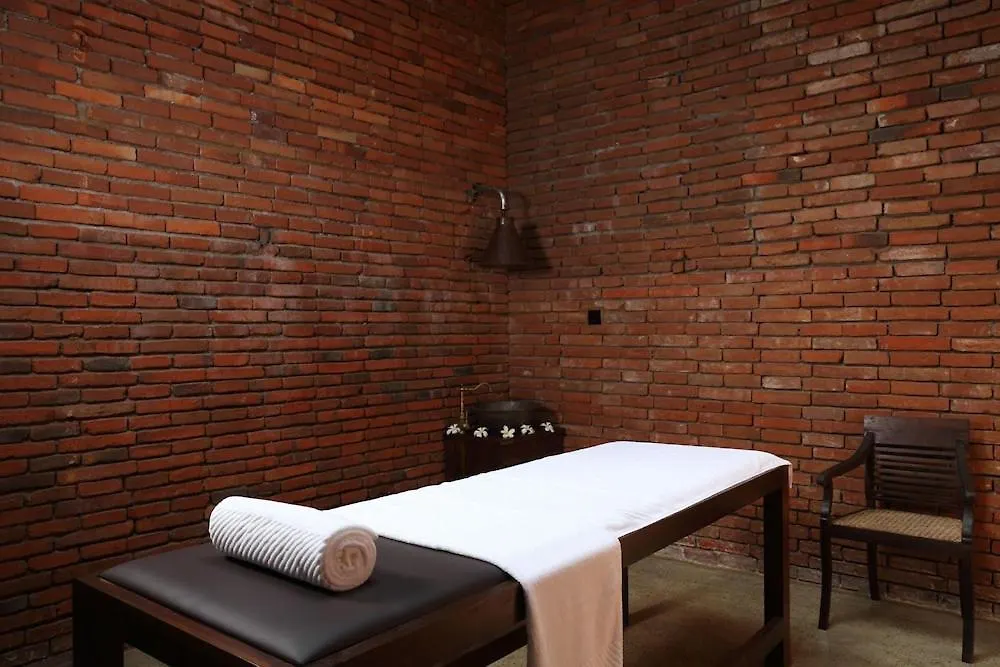 Kandy Paradise Hotel & Wellness Spa